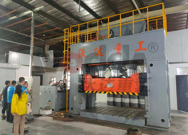 1000框架(jià)式拉伸液壓機(jī) 1000框架式拉伸液(yè)壓機