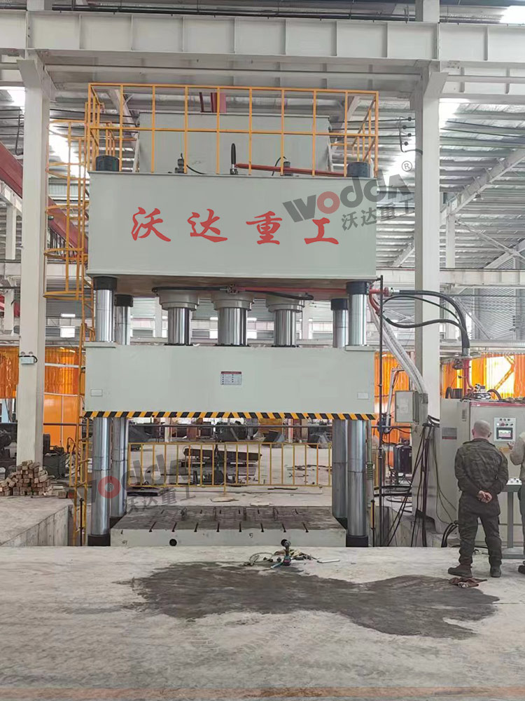 1000噸汽(qì)車配件拉伸液(yè)壓機(jī) 1000噸汽車配(pèi)件拉伸液壓機(jī)