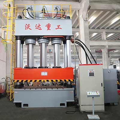 1000噸(dūn)液壓(yā)機價格_1000t四(sì)柱液(yè)壓機(jī)